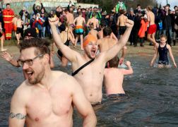 Neujahrsschwimmen 2024 In Jena 17